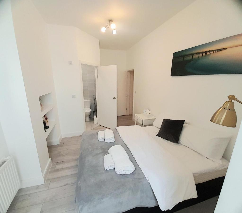 3Br 3Privateensuite - Close To Station - Parking Upon Request Эджвар Экстерьер фото